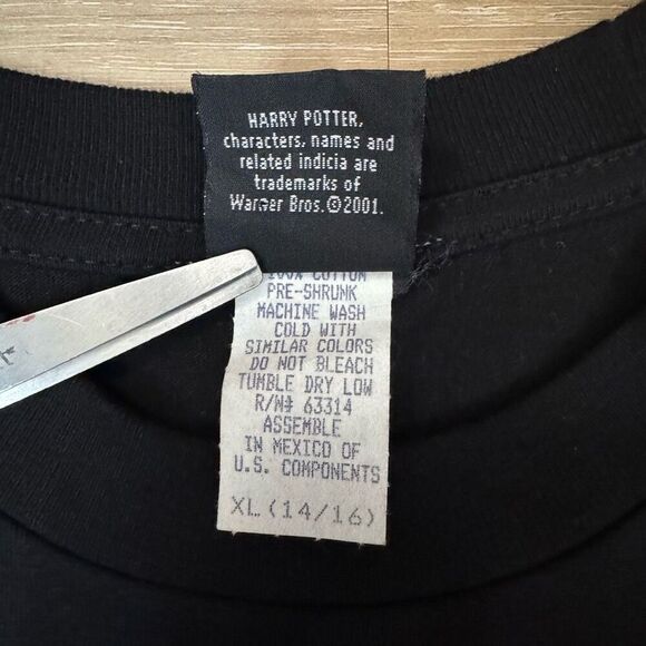 Vintage Harry Potter Kids XL Sorcerers Stone Promo Tee Shirt Black Hogwarts 2001 - Picture 4 of 5